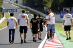 Vitaly Petrov, Ho Pin Tung, Suzuka Friday 2010