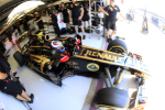 Vitaly Petrov, Lotus Renault GP, valencia saturday 2011